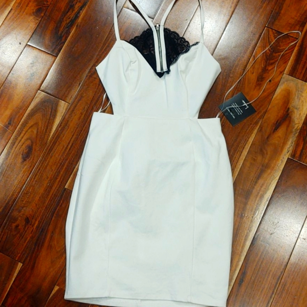 Lulus White backless lace Dress